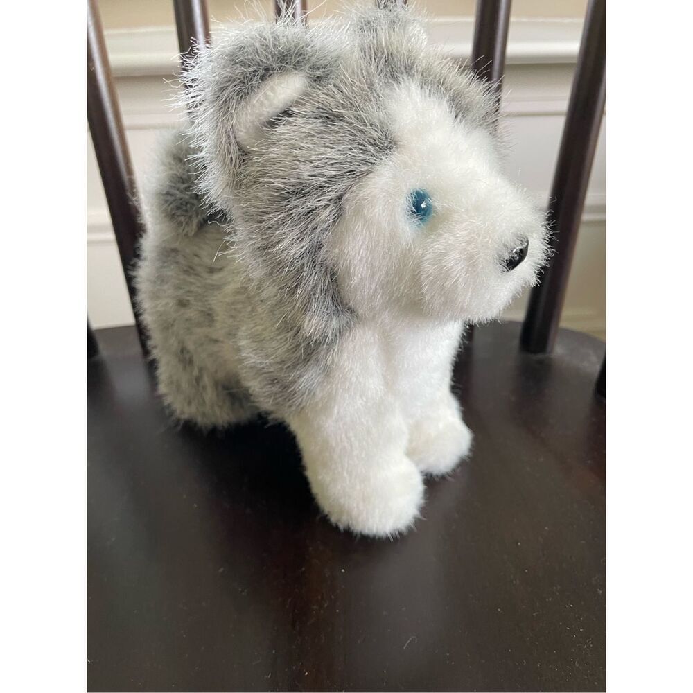 American Girl Pepper Husky Dog Blue Eyes